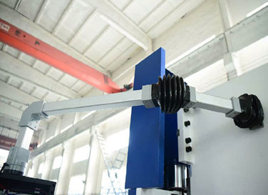 電液同步折彎機(jī)雙節(jié)吊臂